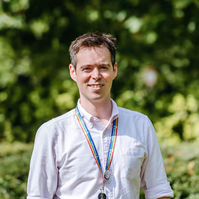 Dr Ben Littlefield small